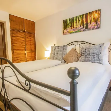 Garten By Interhome Lejlighed *